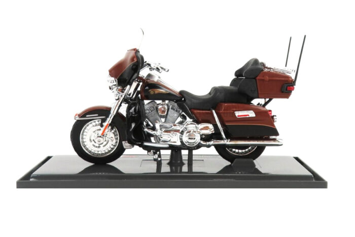 MAISTO HARLEY DAVIDSON FLHTK ELECTRA GLIDE ULTRA LIMITED 2013