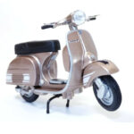 MAISTO PIAGGIO VESPA 200 RALLY 1972