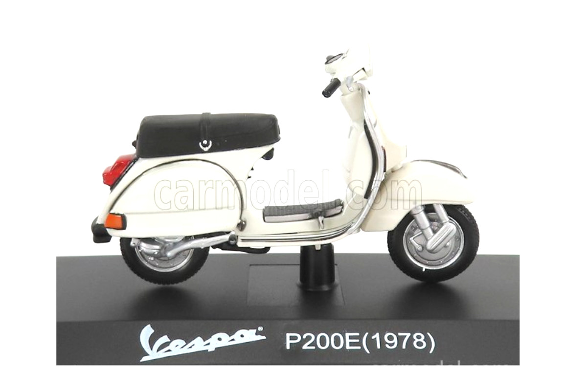 EDICOLA PIAGGIO VESPA P200E 1978