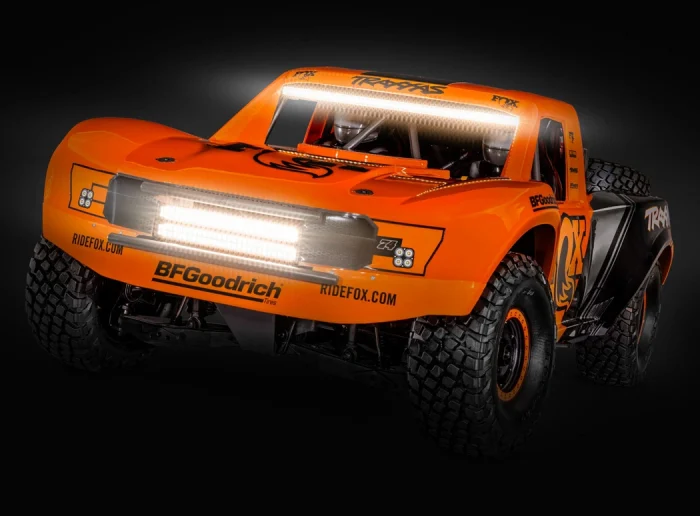 TRAXXAS UDR 4WD TQi TSM LED-set RTR FOX1 (without Battery - Charger) - Image 3