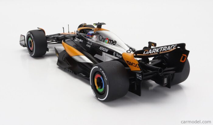 SOLIDO 1/18 - McLAREN - F1 MCL60 TEAM McLAREN N 81 4th BRITISH GP 2023 OSCAR PIASTRI - 1811202 - Image 4