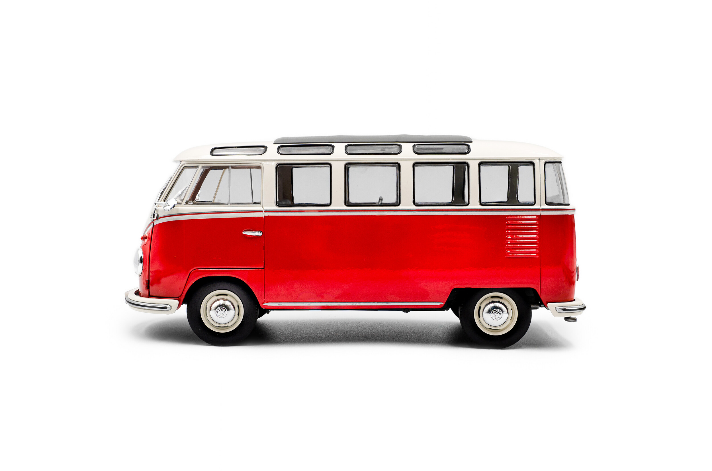 SOLIDO Volkswagen T1 Samba – RED / WHITE – 1962 - 1813402 - Image 2