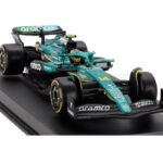 1/43 BURAGO ASTON MARTIN - F1 AMR25 TEAM ARAMCO COGNIZANT N 14 SEASON 2025 FERNANDO ALONSO - WITH PILOT AND SHOWCASE