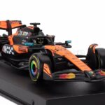 1/43 BURAGO McLAREN F1 MCL39 TEAM MCLAREN N 81 SEASON GP 2025 OSCAR PIASTRI - WITH PILOT AND SHOWCASE