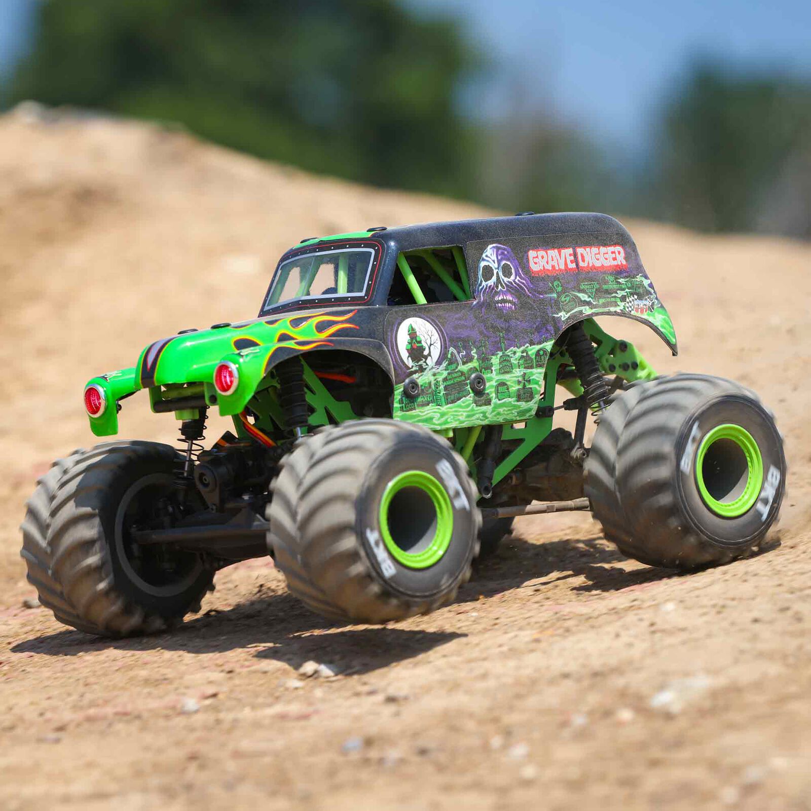 LOSI 1/18 Mini LMT Grave Digger 2S 4X4 RTR Brushed Monster Truck (Battery & Charger Included), Green - Image 2