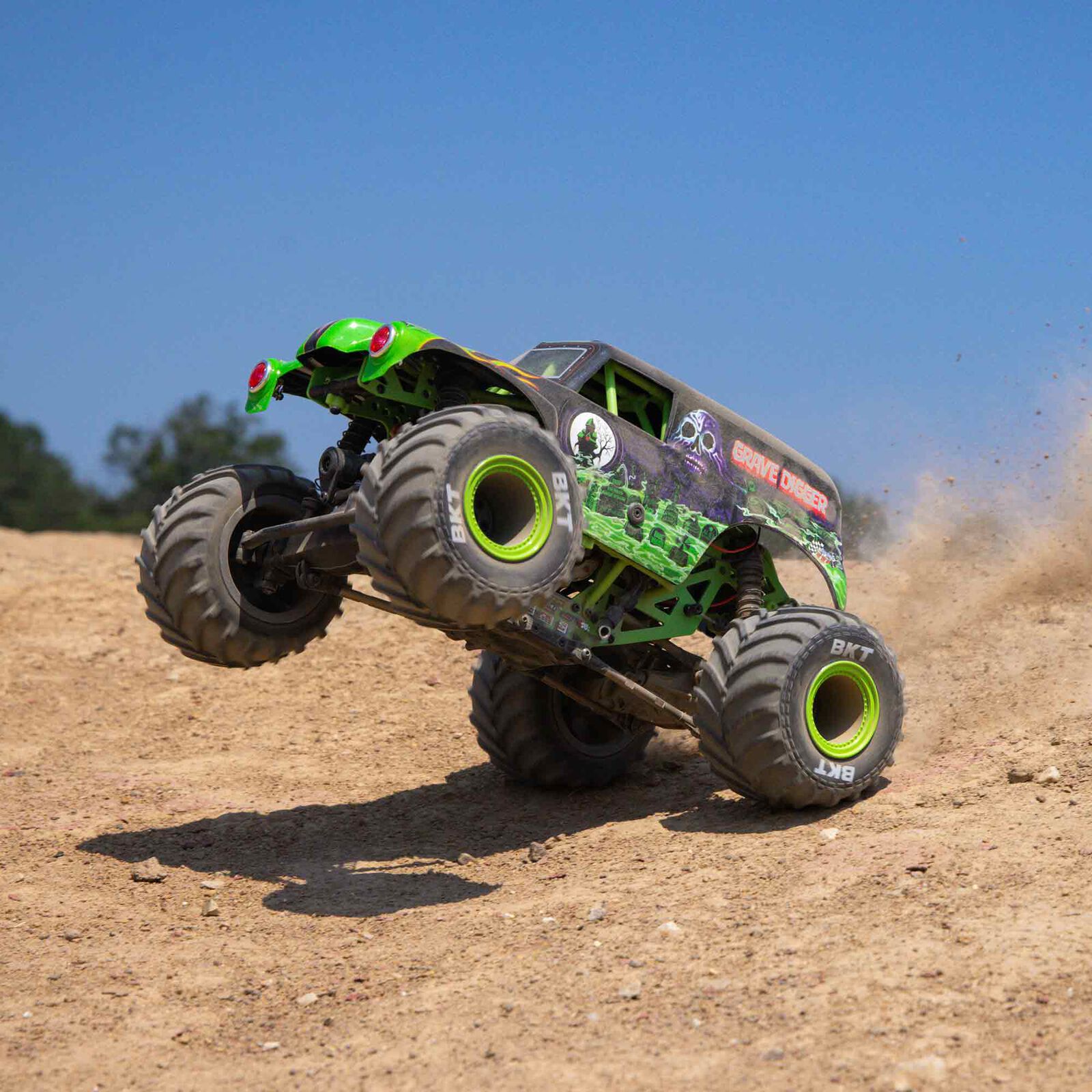 LOSI 1/18 Mini LMT Grave Digger 2S 4X4 RTR Brushed Monster Truck (Battery & Charger Included), Green - Image 4