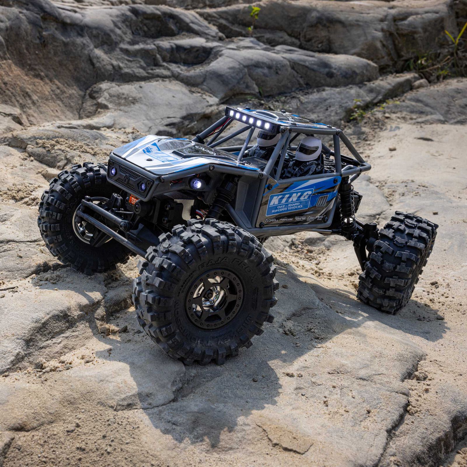 AXIAL 1/18 UTB18 Capra 4WS 4X4 RTR Brushed Rock Crawler (Battery & Charger Included), Blue - Image 5